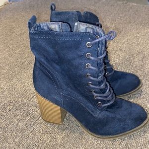 Mossimo Supply 69th healed boots